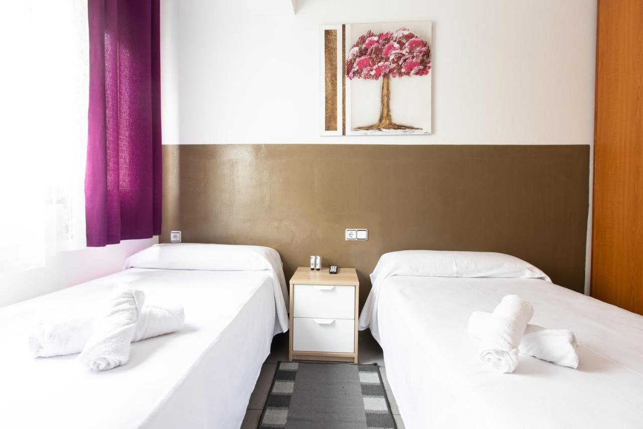 Pension Galicia Canovellas Экстерьер фото