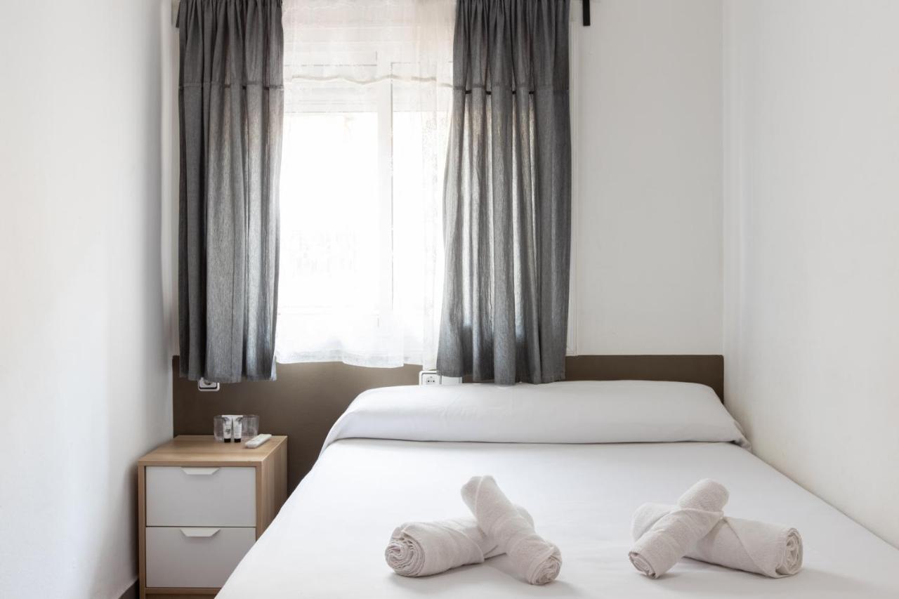 Pension Galicia Canovellas Экстерьер фото