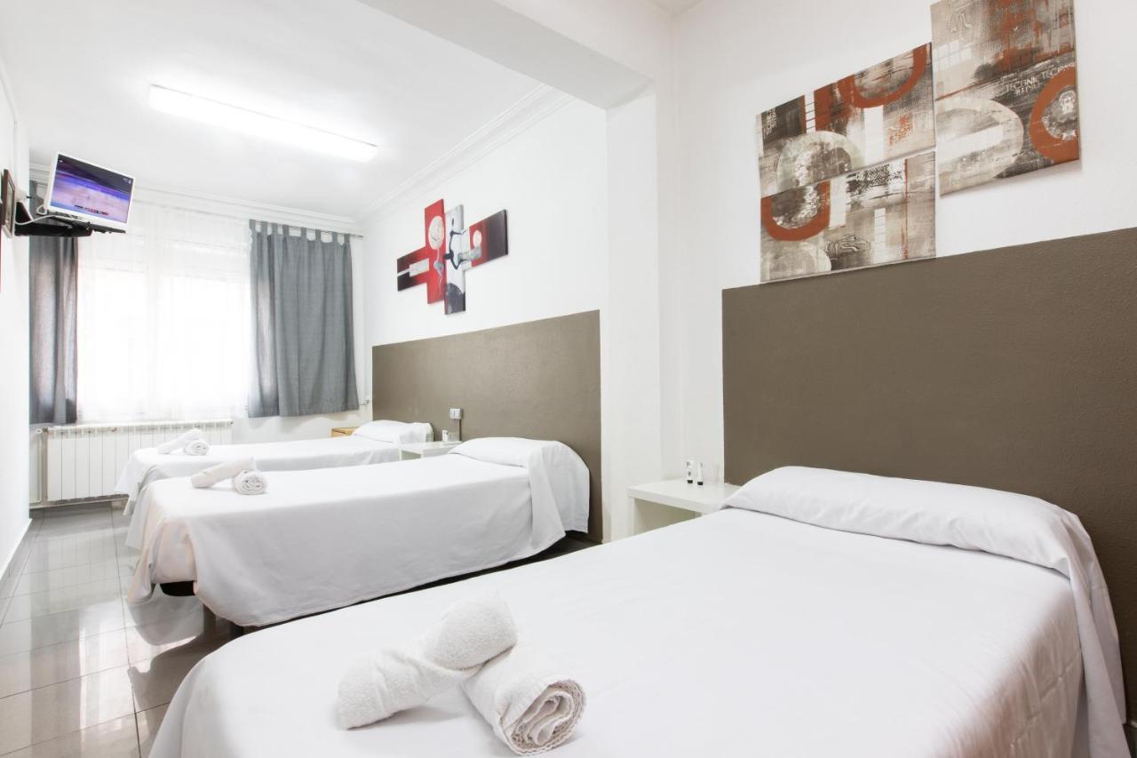 Pension Galicia Canovellas Экстерьер фото