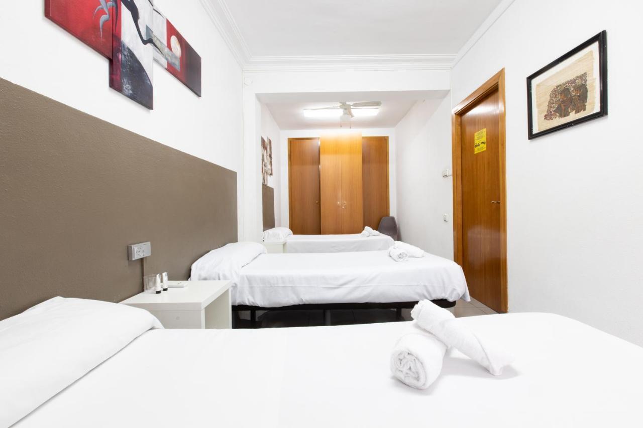 Pension Galicia Canovellas Экстерьер фото